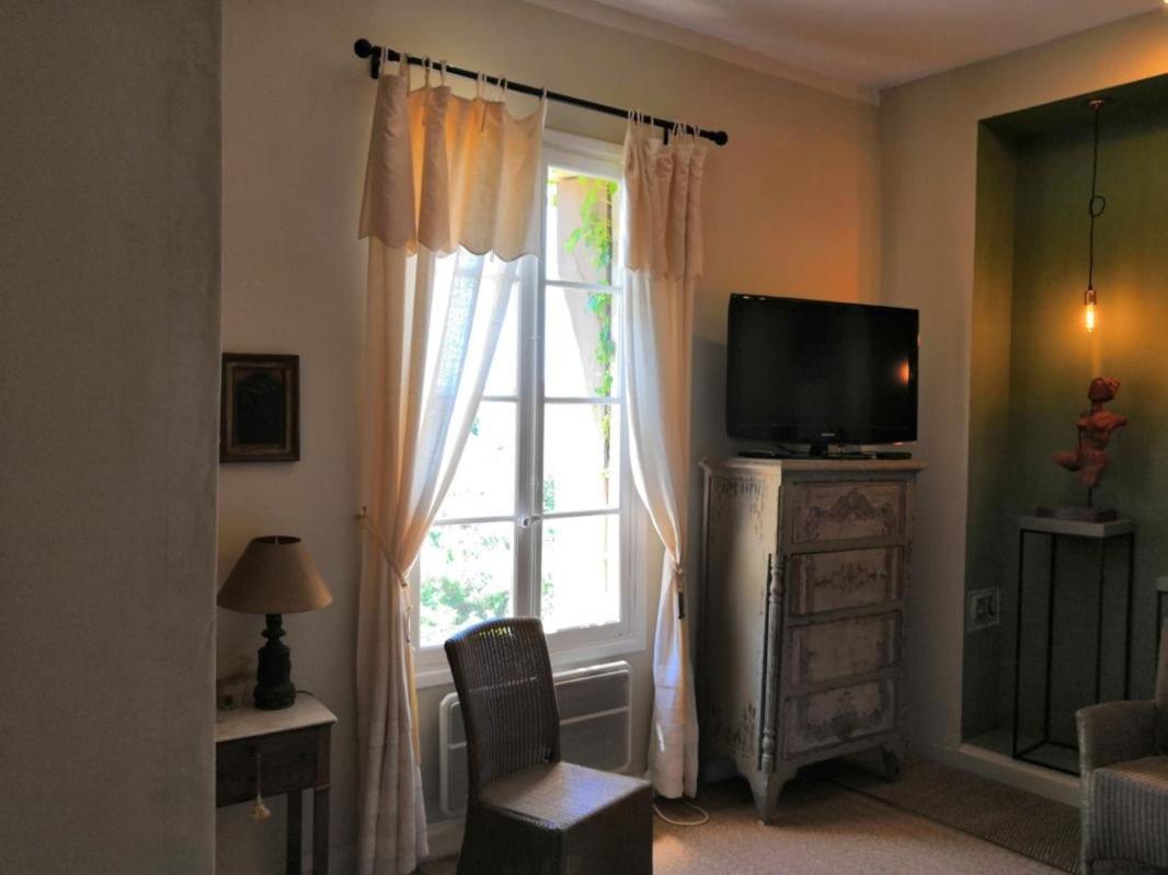 Chambre d'Hôtes au Domaine du Soleil Couchant Saint-André-de-Roquelongue Quarto foto
